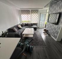 CHARMANTE 3-ZIMMER-EIGENTUMSWOHNUNG MIT LOGGIA IN LUDWIGSBURG-EGL