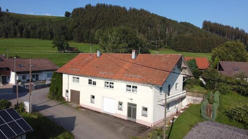 Foto - Idyllisches Wohnhaus mit Werkstatt, Garten & Balkon im Oberallgäu