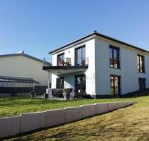 2 Zimmer Wohnung zu vermieten - 960,00&nbsp;EUR Kaltmiete, ca.&nbsp; 80,00&nbsp;m&sup2; in Rüdesheim am Rhein (PLZ: 65385)