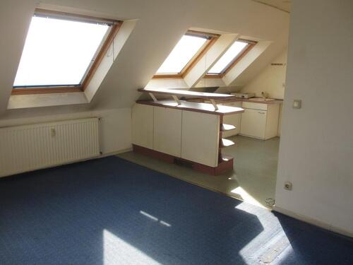 Foto - Gemütl. DG-Wohnung, bezugsfrei - 69.000,00 EUR Kaufpreis,