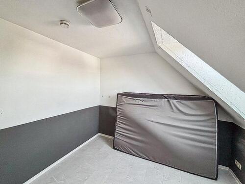 Foto - Dachgeschoßwohnung in Neumünster zur Miete