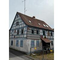 Wohnhaus mit Scheune für Liebhaber historischer Bausubstanz - Gersfeld (Rhön)
