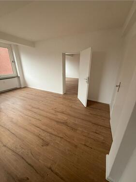 Foto - 2.Zi. Wohnung mit 15 m2 Terrasse+Stellplatz in SZ-Lebenstedt City