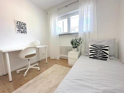 Foto - Freies Zimmer in moderner 4er-WG in Mannheim – L14!