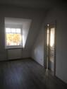 Foto - Dachgeschosswohnung mit Loggia - 350,00 EUR Kaltmiete,