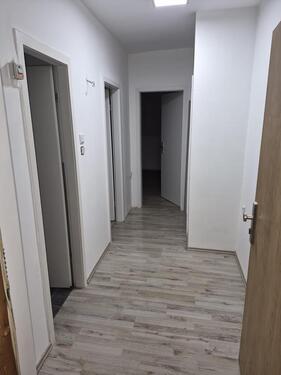Foto - Frisch sanierte Wohnung abzugeben
