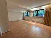 Foto - Helle 2,5-Zimmer-Souterrainwohnung in ruhiger Lage