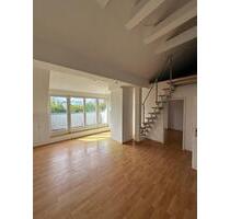 2 Zimmerwohnung mit Dach - Loggia in Nürnberg Maxfeld