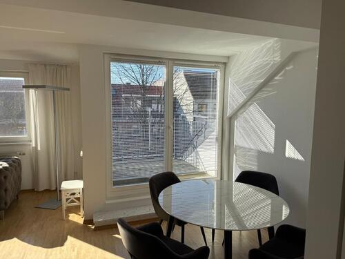 Foto - Möblierte, helle DG-Wohnung in Barmbek-Süd ab sofort (55qm)