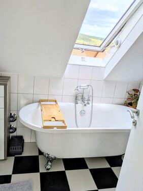 Foto - 4 Zimmer Dachgeschoßwohnung zur Miete in Leinach