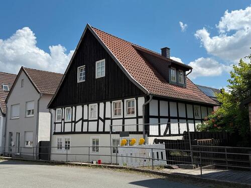 Foto - BRAKEL ✨Charmantes Einfamilienhaus 160 m² Einliegerwohnung Garten