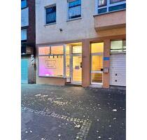 Freie Räume für Beauty in Paderborn Innenstadt - Eschborn