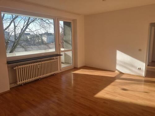 Foto - Große 4-Zimmer-Wohnung in Stadtnähe