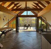 Hochwertige 5-Zimmer-Wohnung mit großer Dachterrasse - Stegaurach