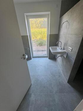 Foto - Super schicke sanierte EG Wohnung langfristig zu vermieten !