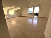 Foto - Drei Zimmer DG-Wohnung, 63073 Offenbach, Bremer Str.34