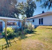 Bungalow fürs ganze Leben mit Gästehaus in Toplage - Kröslin