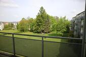 Foto - WG-tauglich - beliebt im 1. Obergeschoss mit Dusche + Balkon