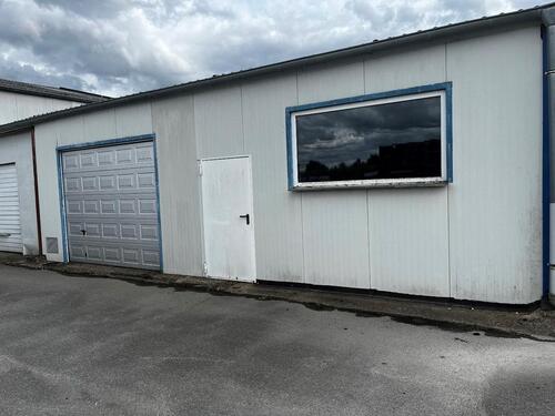 Foto - Lagerhalle mit Stapler befahrbar