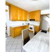 Wohlfühl-Doppelhaushälfte mit Garten, Garage & Wintergarten - Wallersdorf