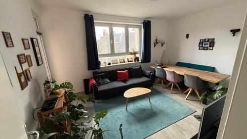 Foto - Vollmöblierte 2,5-Zimmer-Wohnung mit 2 Balkonen (2.Etage)