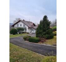 Einfamilienhaus mit Einliegerwohnung in ruhiger Waldrandlage - Eberdingen