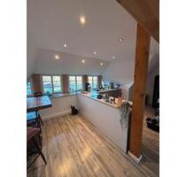 Wunderschöne Oberwohnung mit drei Zimmern in Hatten