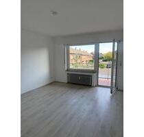 Einzugsfertige 2-Zimmer-Wohnung in Voerde mit Balkon - Voerde (Niederrhein)