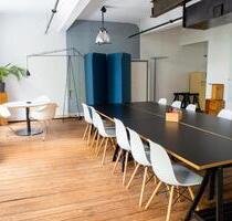 Flex Desk im Industrieloft Hamburg-Ottensen – hell, flexibel, inkl. Räume