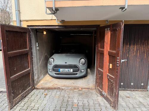 Foto - Garage oder Doppelgarage, Halle, Stellplatz, Lager, Westend-Süd