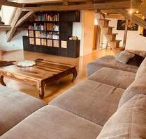 Außergewöhnliche Dachgeschosswohnung mit Galerie & Sichtbalken - Sontheim an der Brenz