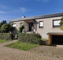 Einfamilienhaus im Bungalowstil mit großem Garten - Wolmirstedt