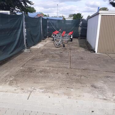 Foto - Stellplätze für PKWWohnmobilTransporterAnhänger