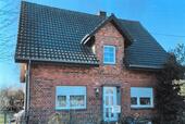 Foto - Haus mit Garage und Scheune - 380.000,00&nbsp;EUR Kaufpreis, ca.&nbsp; 134,00&nbsp;m&sup2;
