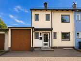 Foto - Familienfreundliches Haus in ruhiger Lage + Garage