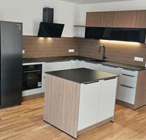 Traumhafte Neubauwohnung mit Luxus-Küche & 2 TG-Stellplätzen - Erkheim
