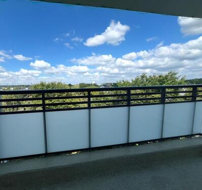 Foto - 1x möbliertes Zimmer mit Balkon in WG-Wohnung, Nähe Köln Bonn