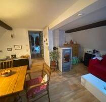 Gemütliche 2-Zimmer Wohnung in Wiernsheim Gemütliche 2-Zimmer Wohnung in Wiernsheim