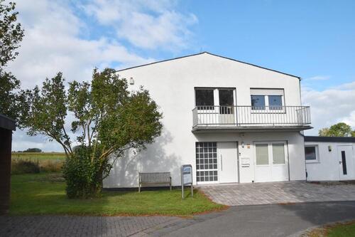 Foto - Wohnhaus mit großer Scheune (Lagerhalle) auf 7.126 m²