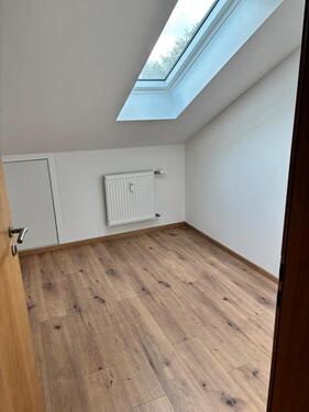 Foto - Dachgeschosswohnung zu vermieten.