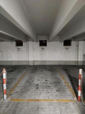 Foto - Garagen Autostellplatz Parkhaus Riesstraßepelkovenstraße