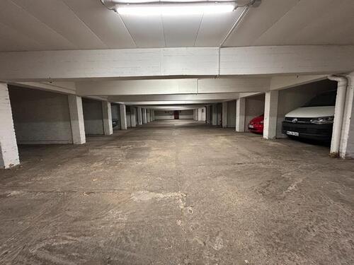 Foto - Tiefgarage Stellplatz Parkplatz TG 2 Meter Höhe