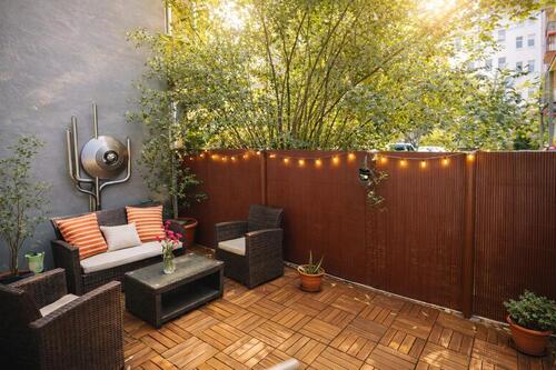 Foto - Modernisierte, helle 2 Zi.-Wohnung mit 20 qm Sonnenterrasse mitten im Agnesviertel