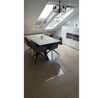 Geräumige 4 Zimmer Wohnung mit Garten -Mitbenutzung - Langenau