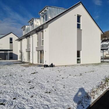 Foto - Reiheneckhaus mit großem Garten