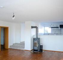 2 Zimmer Wohnung 90 m² mit Wintergarten - Moosinning