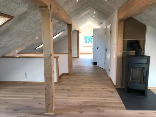 Foto - Moderne Loftwohnung im Dachgeschoss mit Balkon