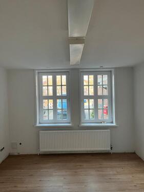 Foto - Wohn- & Geschäftshaus (3 Etagen, 152 m²) zentrale Lage in Stade