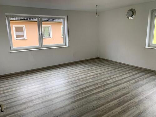 Foto - Mietwohnung in Oberviechtach - 750,00&nbsp;EUR Kaltmiete, ca.&nbsp; 114,00&nbsp;m&sup2;