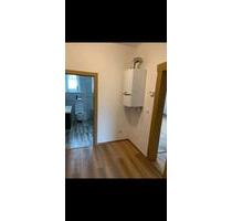 Vermiete 2 Zimmer Wohnung mit Garage - Selb